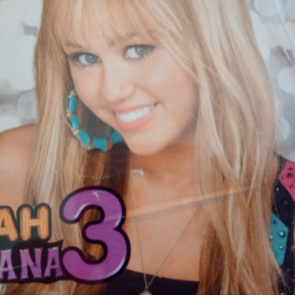 3 Untested Used Hannah Montana & Miley Cyrus CDs - Picture 16 of 16